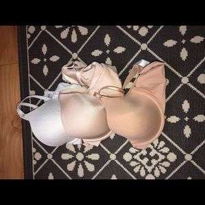 🎊🎊   38B 3 for $ 10 beautiful bras